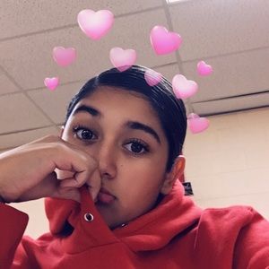 Meet your Posher, Mariana